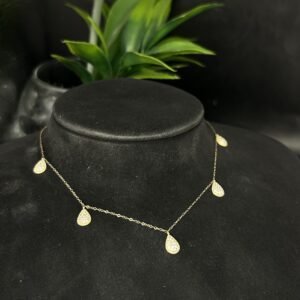 عقد ذهب عيار 18- 1.26g