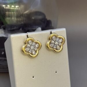 حلق ذهب عيار 18 -  3.21 جرام