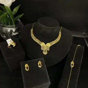 طقم ذهب انيق عيار 21 -  10.82 جرام